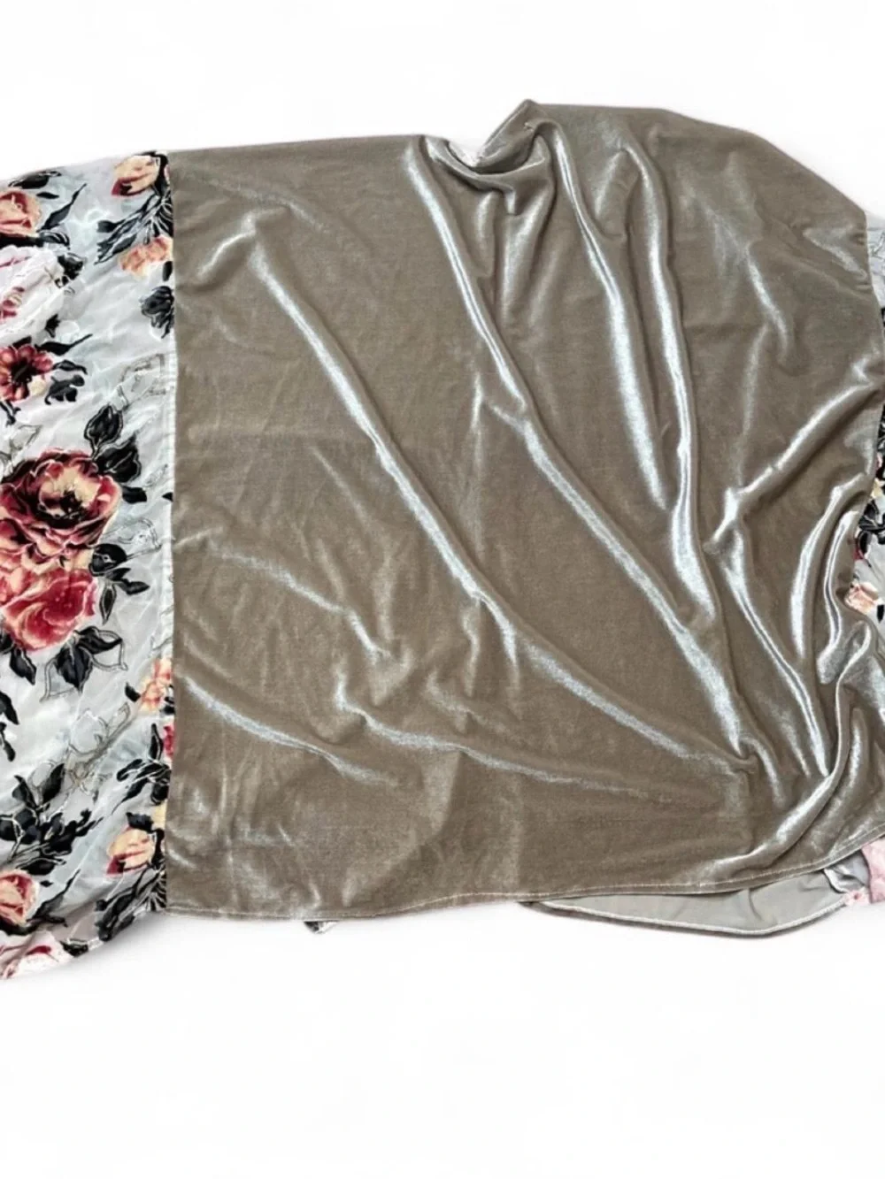 Do everything in love Floral‎ Accented Shimmery Taupe fit over